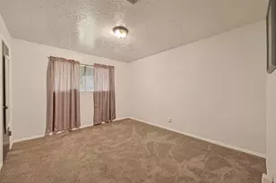 12310 Vanderheath Dr, Houston, TX 77031 - Photo 31