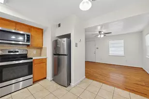 115 Aurora St, Houston, TX 77008 - Photo 7
