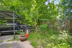 901 Gazin St, Houston, TX 77020 - Photo 11