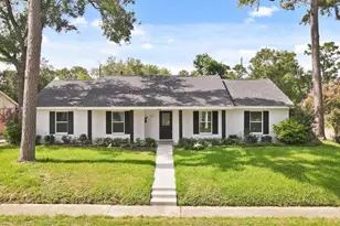 5943 Greenmont Dr, Houston, TX 77092 - Photo 1