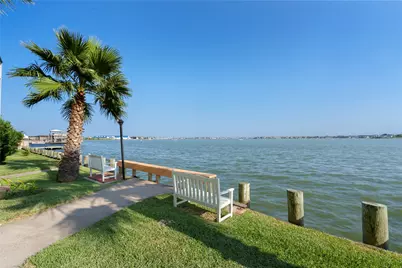 4001 Nasa Parkway #213, El Lago, TX 77586 - Photo 1