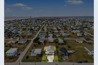 4110 Liberty Drive, Galveston, TX 77554 - Photo 35
