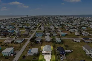 4110 Liberty Dr, Galveston, TX 77554 - Photo 35