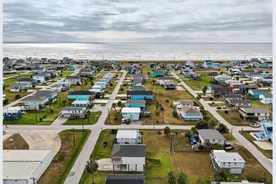 4110 Liberty Drive, Galveston, TX 77554 - Photo 39