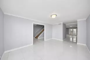 14365 Lost Meadow Ln, Houston, TX 77079 - Photo 3