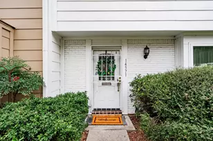 14571 Misty Meadow Ln, Houston, TX 77079 - Photo 7