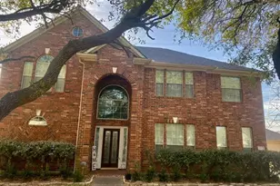 2402 Plantation Bend Dr, Sugar Land, TX 77478 - Photo 3