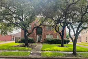 2402 Plantation Bend Dr, Sugar Land, TX 77478 - Photo 1