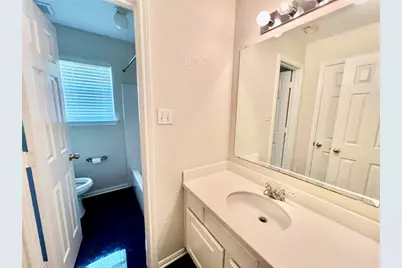 2402 Plantation Bend Drive, Sugar Land, TX 77478 - Photo 15