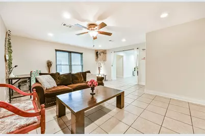 1422 Cedarbrook Court, Seabrook, TX 77586 - Photo 9