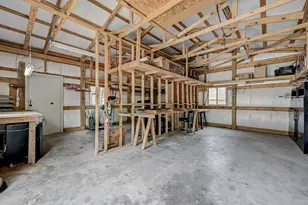 1703 N Roberson St, Conroe, TX 77301 - Photo 41