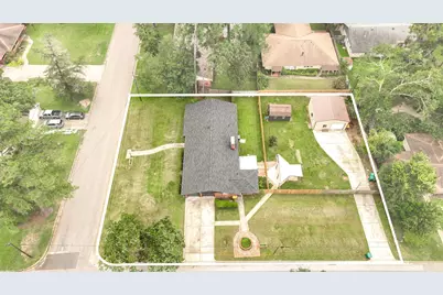 1703 N Roberson Street, Conroe, TX 77301 - Photo 1