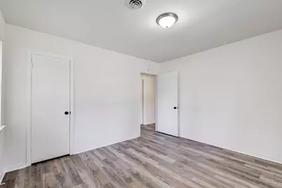 1703 N Roberson Street, Conroe, TX 77301 - Photo 29