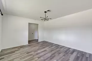 1703 N Roberson St, Conroe, TX 77301 - Photo 21