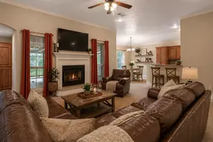 215 Bridgeview Dr, Onalaska, TX 77360 - Photo 11