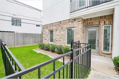 5903 Val Verde Street #D, Houston, TX 77057 - Photo 9