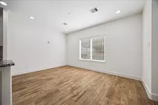 3605 Billingsley St, Houston, TX 77009 - Photo 7