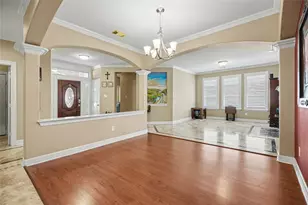 9219 Chia Valley Ct, Houston, TX 77089 - Photo 3