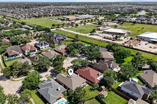 9219 Chia Valley Ct, Houston, TX 77089 - Photo 27