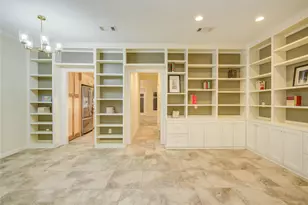 7449 Brompton St, Houston, TX 77025 - Photo 13