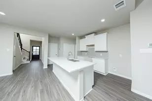 2019 Emerald Lk Trl, Dayton, TX 77535 - Photo 3