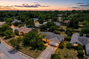 1407 Gatlinburg Dr, Pflugerville, TX 78660 - Photo 3