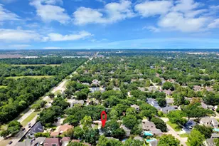 18311 Forest Town Dr, Houston, TX 77084 - Photo 9