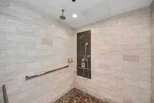 1300 Lamar St, Houston, TX 77010 - Photo 45