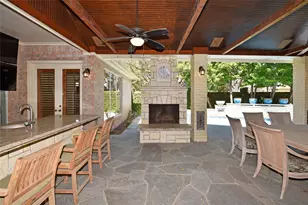 1710 Oyster Point Dr, Sugar Land, TX 77478 - Photo 9