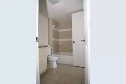 200 Pecan Drive #1002, League City, TX 77573 - Photo 5