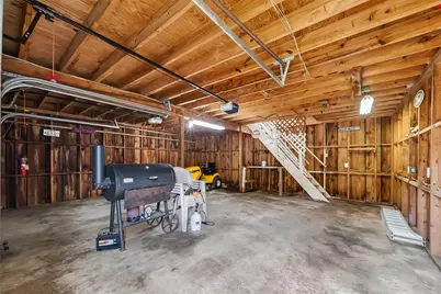 425 20th Avenue N, Texas City, TX 77590 - Photo 45