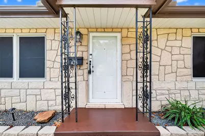 425 20th Avenue N, Texas City, TX 77590 - Photo 5