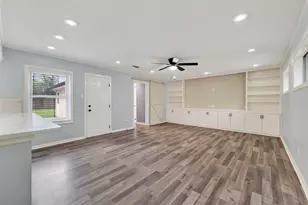 425 20th Ave N, Texas City, TX 77590 - Photo 7