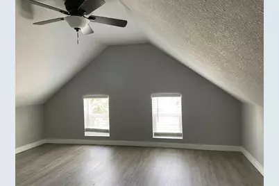 1701 40th Street, Galveston, TX 77550 - Photo 3