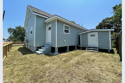 1701 40th Street, Galveston, TX 77550 - Photo 23