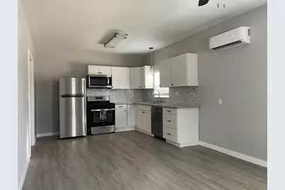 1701 40th Street, Galveston, TX 77550 - Photo 7