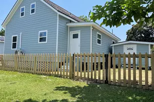 1701 40th St, Galveston, TX 77550 - Photo 25