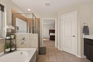 13242 Vallentine Row Dr, Houston, TX 77044 - Photo 41