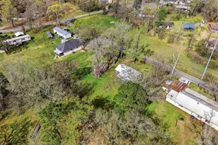 2636 Clanton Rd, Conroe, TX 77301 - Photo 9