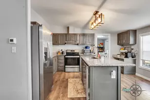 9654 Creek Vista Ln, Willis, TX 77378 - Photo 11