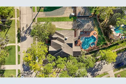 4110 Walnut Pond Drive, Houston, TX 77059 - Photo 47