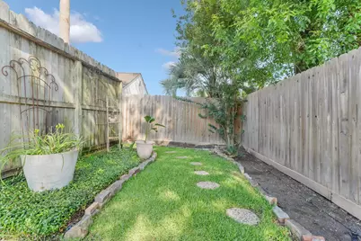 12206 Burgoyne Drive, Houston, TX 77077 - Photo 45