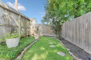 12206 Burgoyne Dr, Houston, TX 77077 - Photo 45