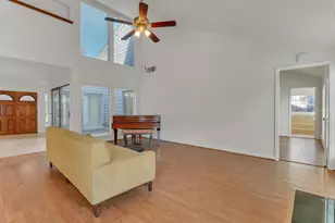 12206 Burgoyne Dr, Houston, TX 77077 - Photo 17