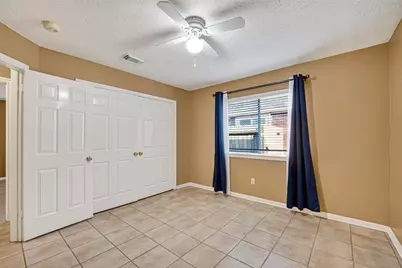 827 N Wellsford Drive, Pearland, TX 77584 - Photo 27