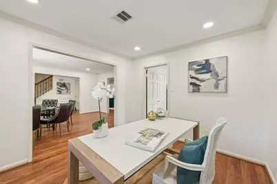 11003 Overbrook Lane, Houston, TX 77042 - Photo 13