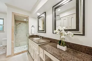 11003 Overbrook Ln, Houston, TX 77042 - Photo 23