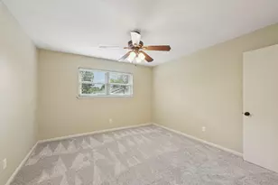 11003 Overbrook Ln, Houston, TX 77042 - Photo 33