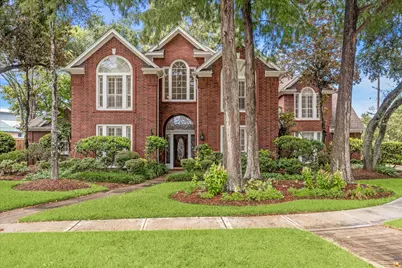 1135 Pinewood Lane, Seabrook, TX 77586 - Photo 1