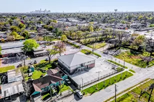 2906 Berry Rd, Houston, TX 77093 - Photo 11